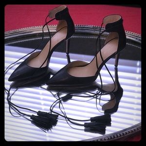 Ann Taylor Strappy Black Pumps